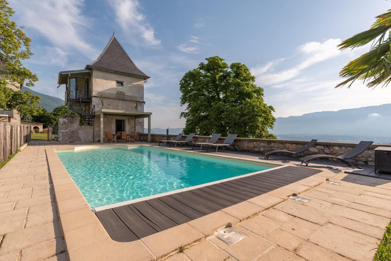 Les Tours Carrees Bed & Breakfast La Motte-Servolex Exterior foto